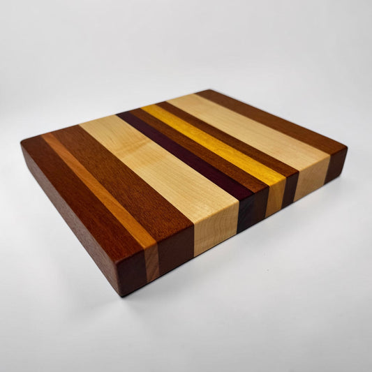 Hardwood Edge Grain Cutting Board ED01